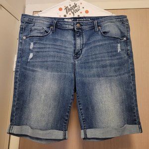 GENTLY USED, VINTAGE, MASSIMO, MID-RISE BERMUDA DENIM SHORTS, SIZE 16!!!